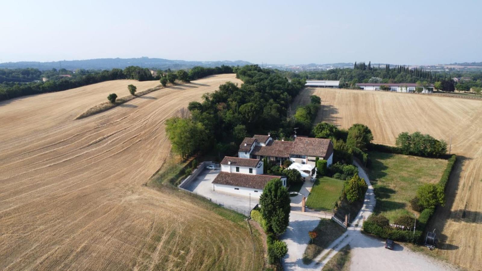 B&B Corte Delle Rose Castiglione Delle Stiviere Buitenkant foto