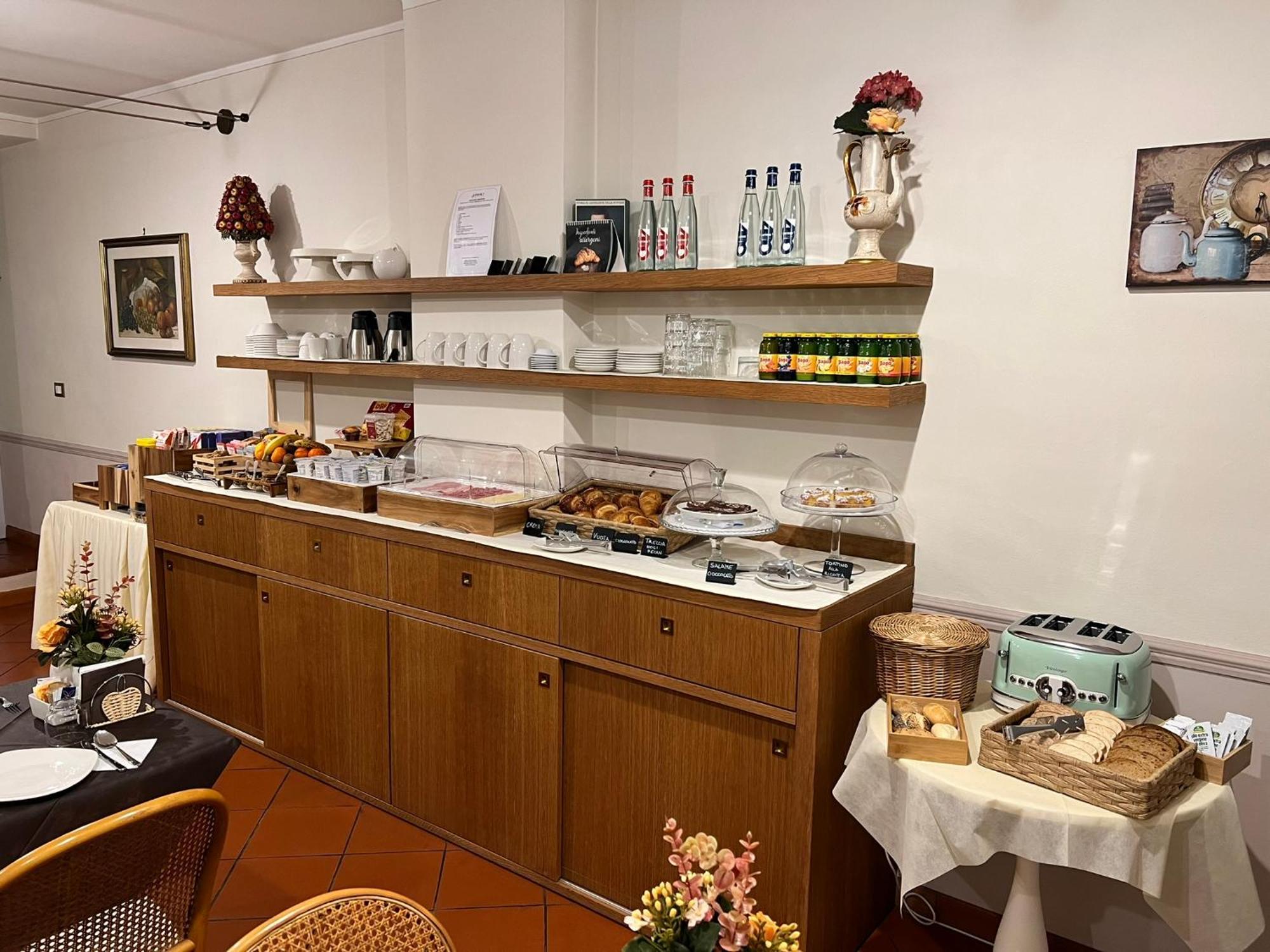 B&B Corte Delle Rose Castiglione Delle Stiviere Buitenkant foto