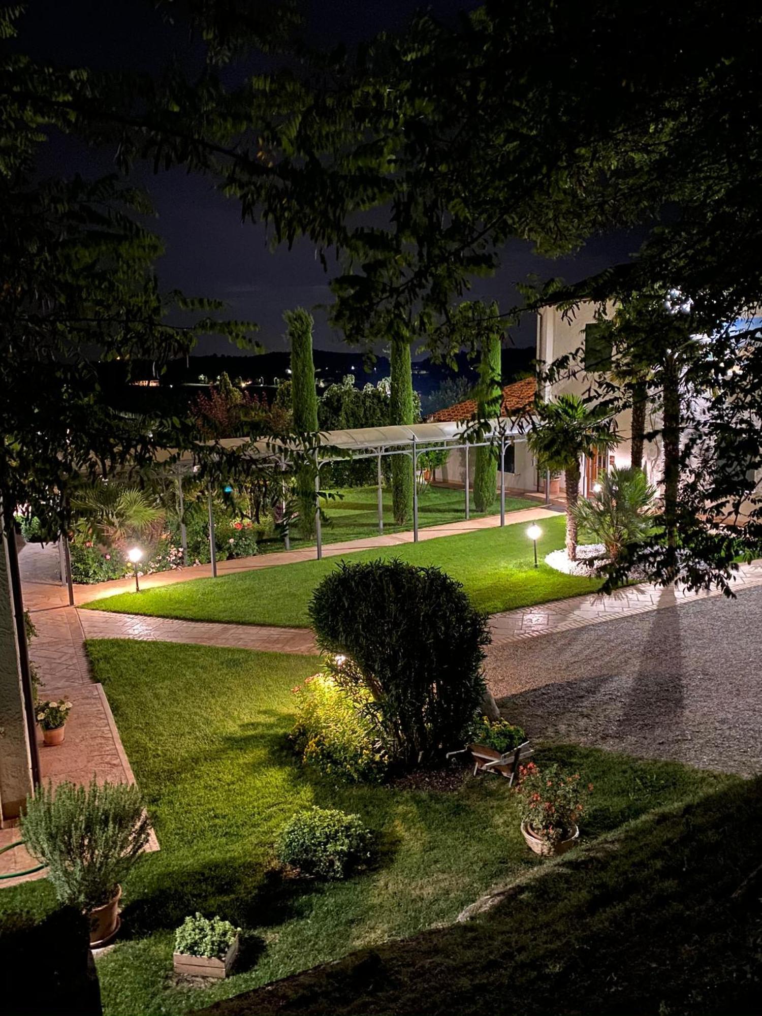 B&B Corte Delle Rose Castiglione Delle Stiviere Buitenkant foto