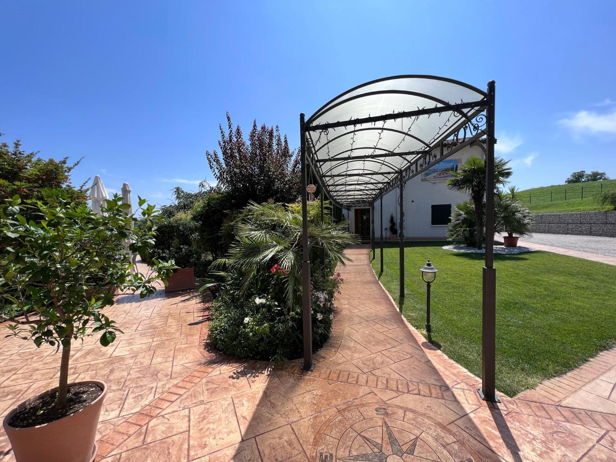 B&B Corte Delle Rose Castiglione Delle Stiviere Buitenkant foto