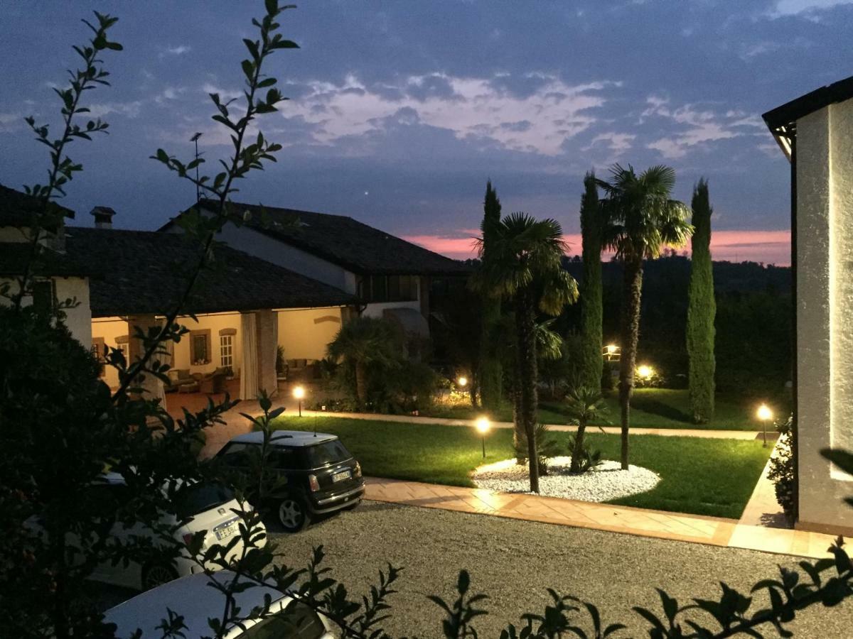 B&B Corte Delle Rose Castiglione Delle Stiviere Buitenkant foto